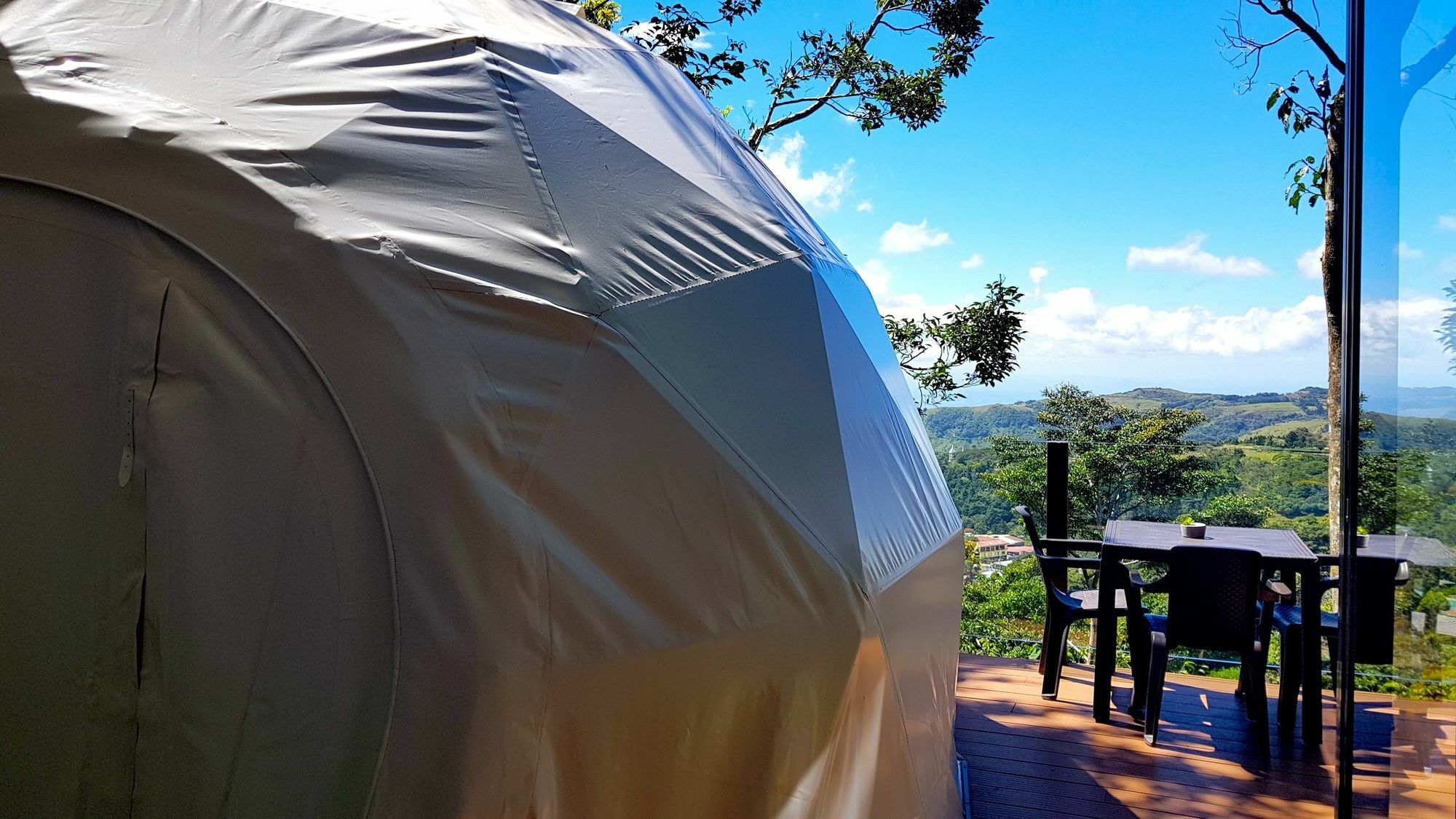Chira Glamping Resort Monteverde Zewnętrze zdjęcie